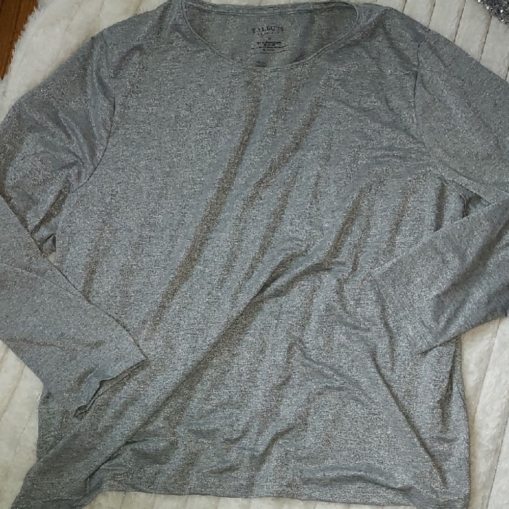 4/18 Gray Metallic Silver Long Sleeve Top